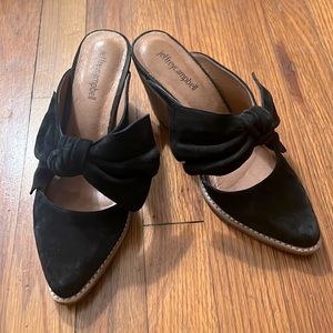 Jeffery Campbell size 7!  Slip on mule- adorable!